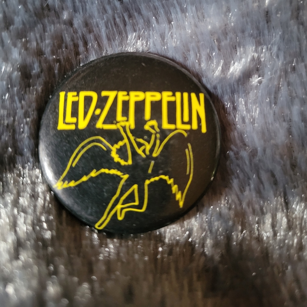 Vintage Led Zeppelin pin